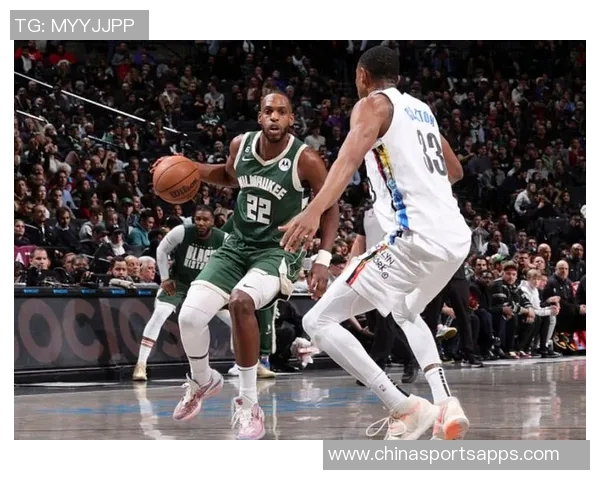 鹿牛冲突再掀波澜字母哥重返赛场波蒂斯怒斥对手