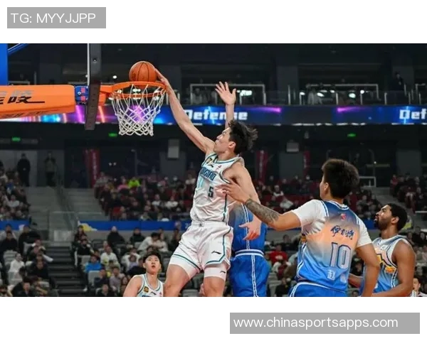 阿夫迪亚谈与杨瀚森默契配合称会主动传球创造空位机会 阿夫迪亚谈与杨瀚森默契配合称会主动传球创造空位机会