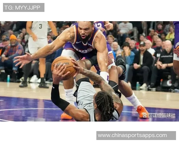 狄龙期待火箭防守对位挑战球队需寻找破解联防的有效策略